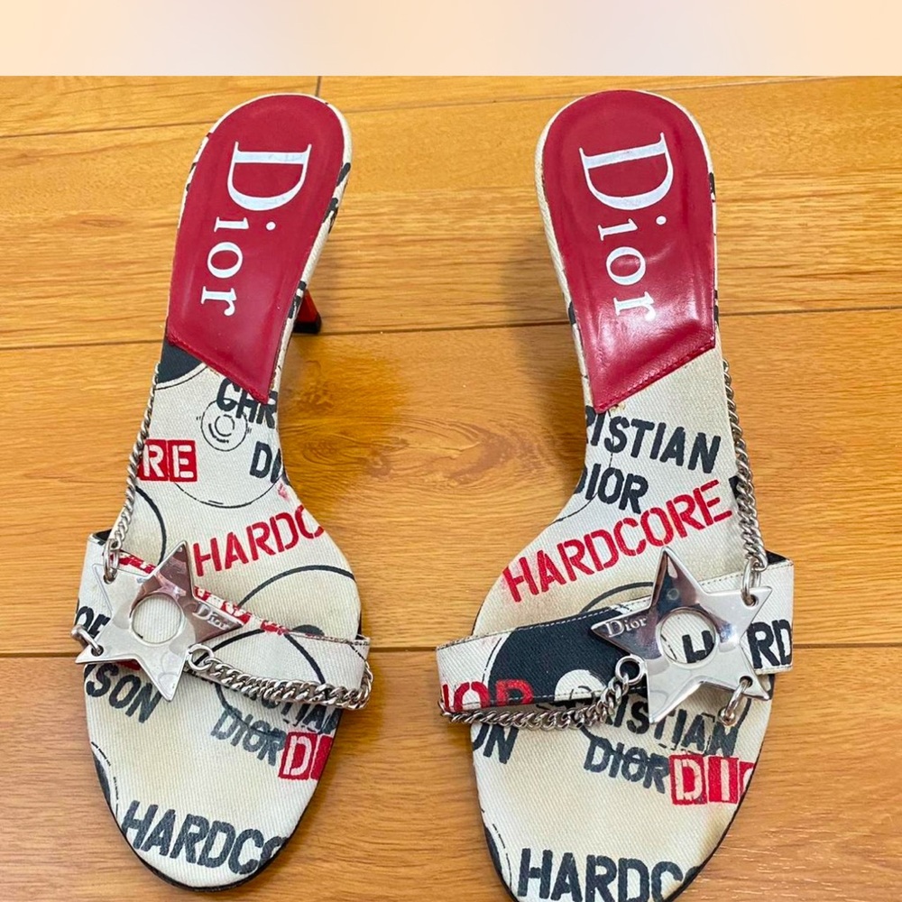 Vintage Dior Galliano hardcore pierced chain kitten heels 

Size 37